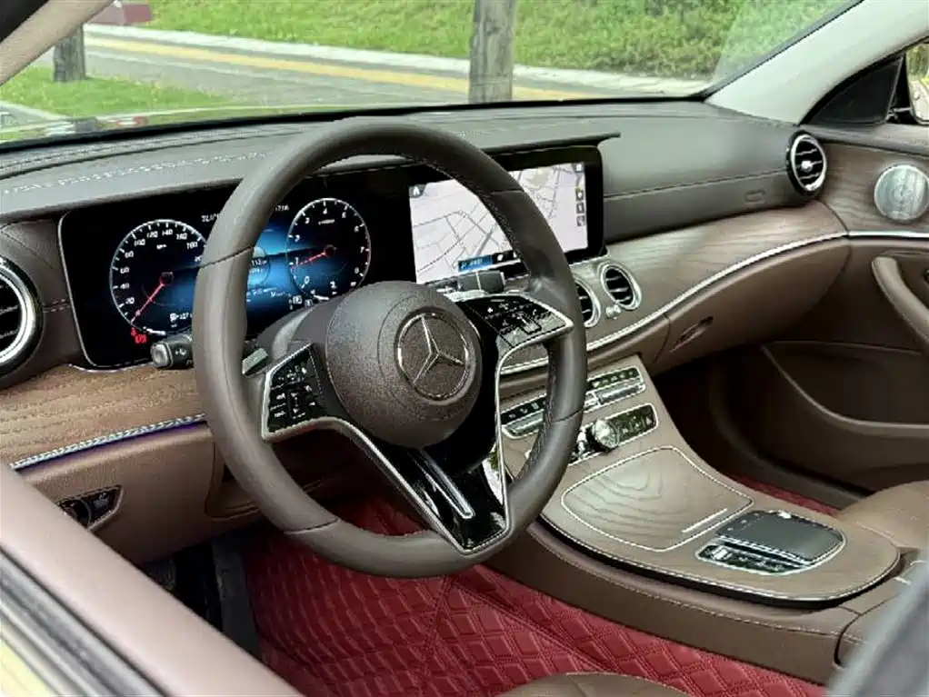 Mercedes-Benz E-Class 2022 Second Facelift E 300 L Luxury фото 5