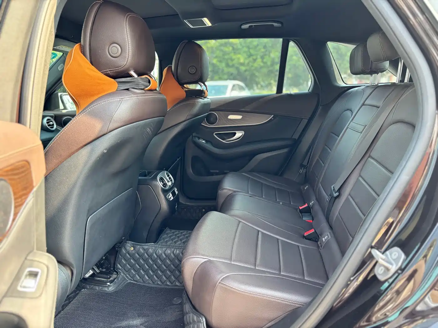 Mercedes-Benz GLC 2020 Facelift GLC 300 L 4MATIC Dynamic фото 10