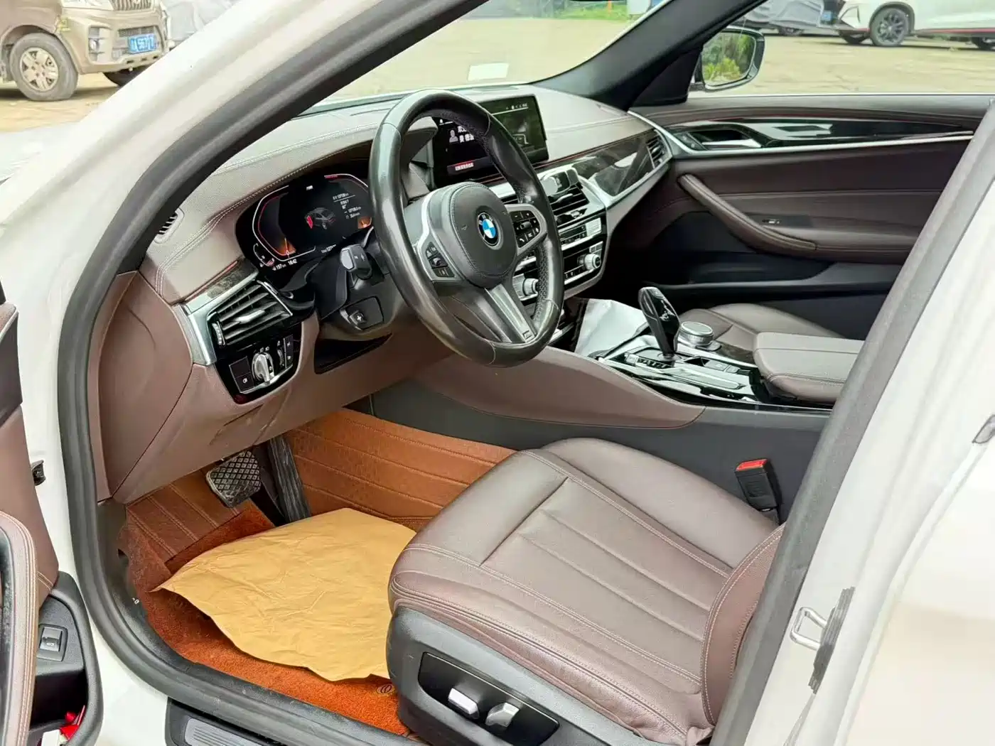 BMW 5 Series 2020 525Li M Sport Package фото 4