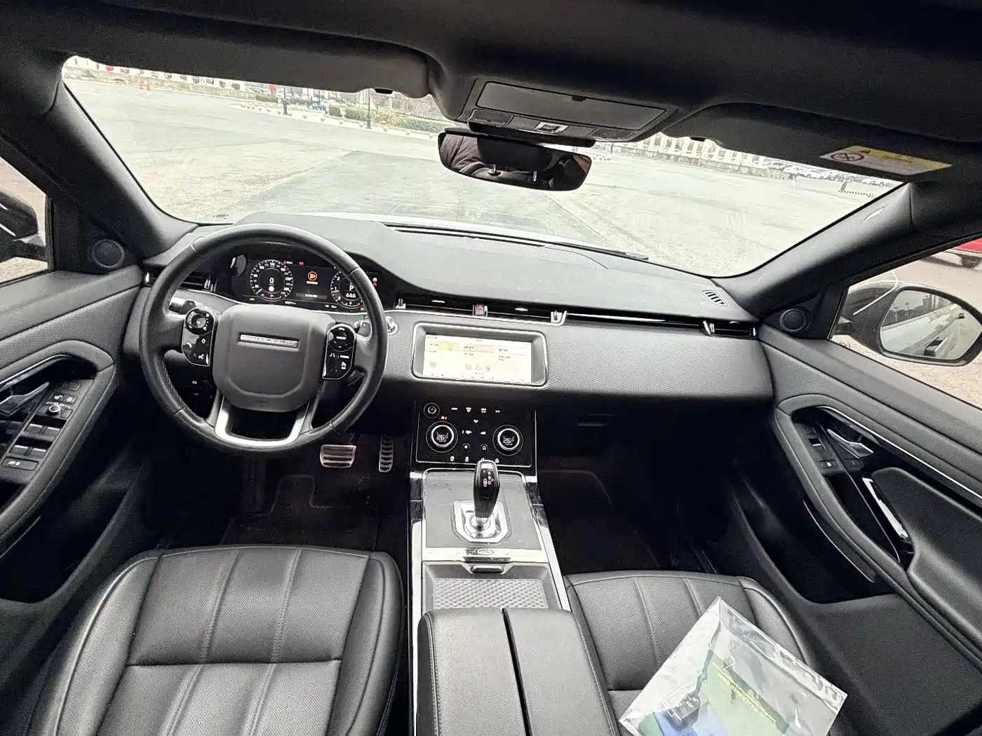 Land Rover Range Rover Evoque 2020 249PS R-DYNAMIC S Sport Edition фото 7