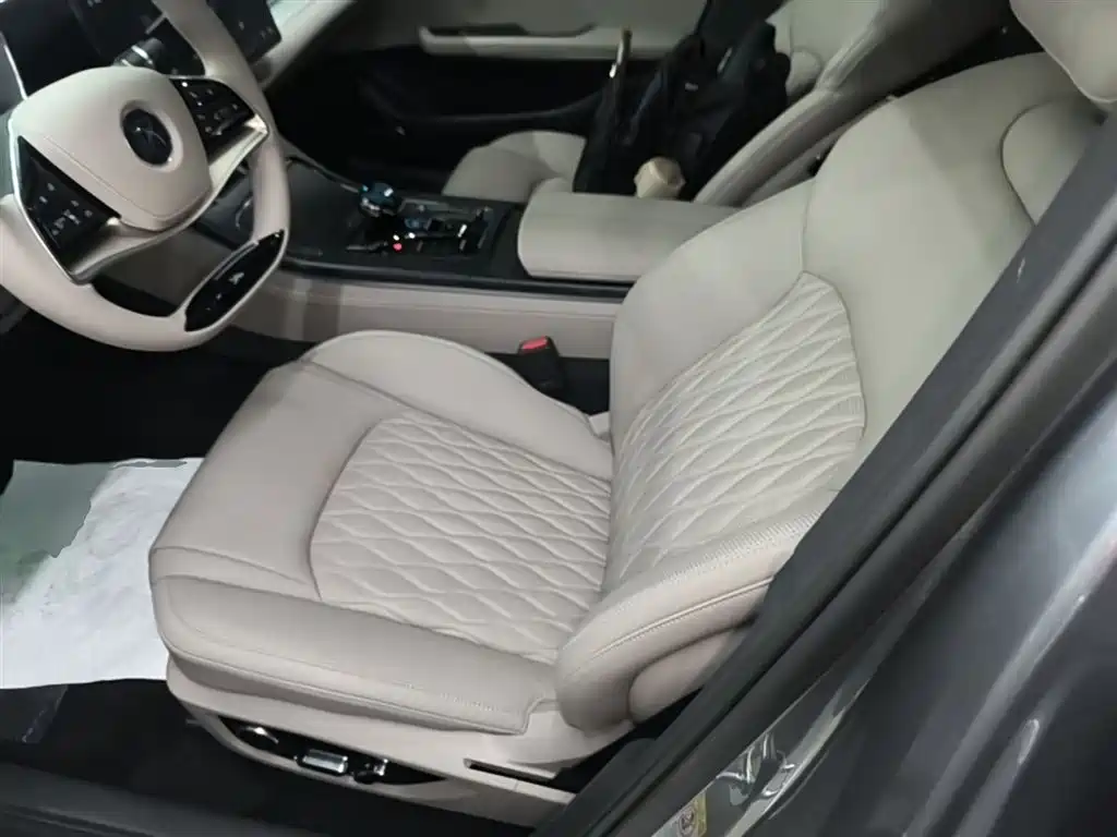 BYD HAN