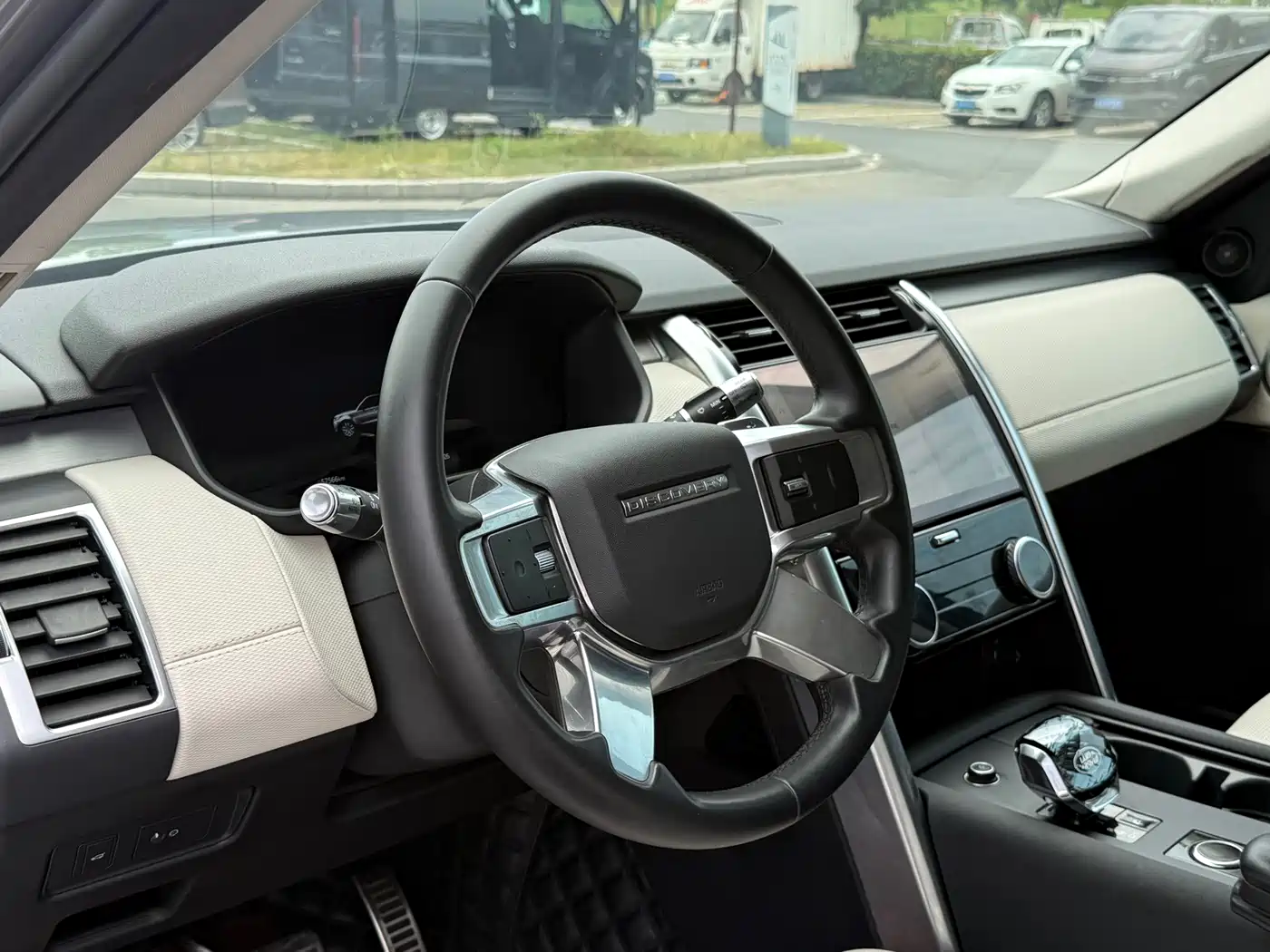 Фото 7 - Land Rover Discovery