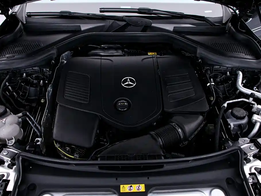 Фото 21 - Mercedes-Benz GLC