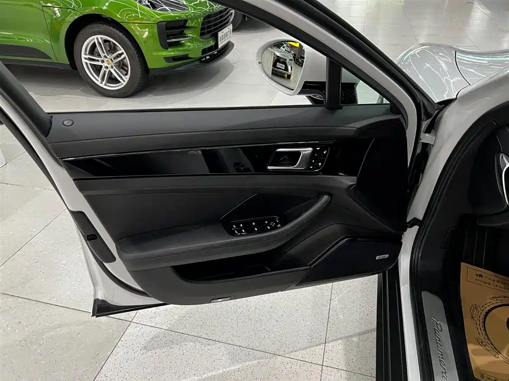 Porsche Panamera 2017 Panamera 3.0T фото 14