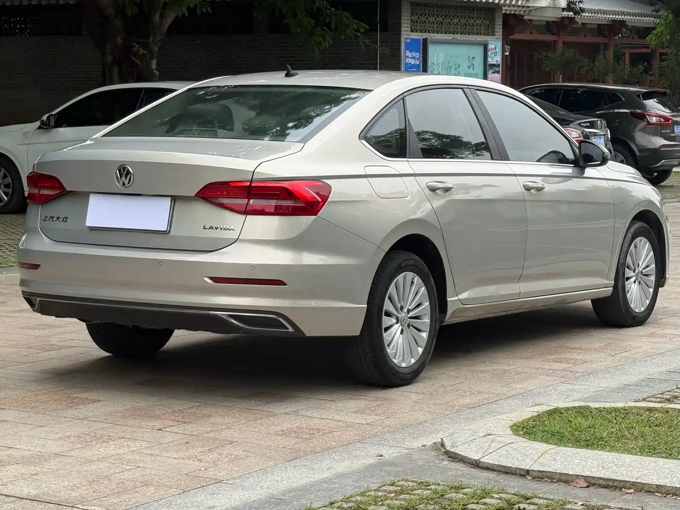 Volkswagen Lavida 2018 1.5L Automatic Comfort Version China V фото 10
