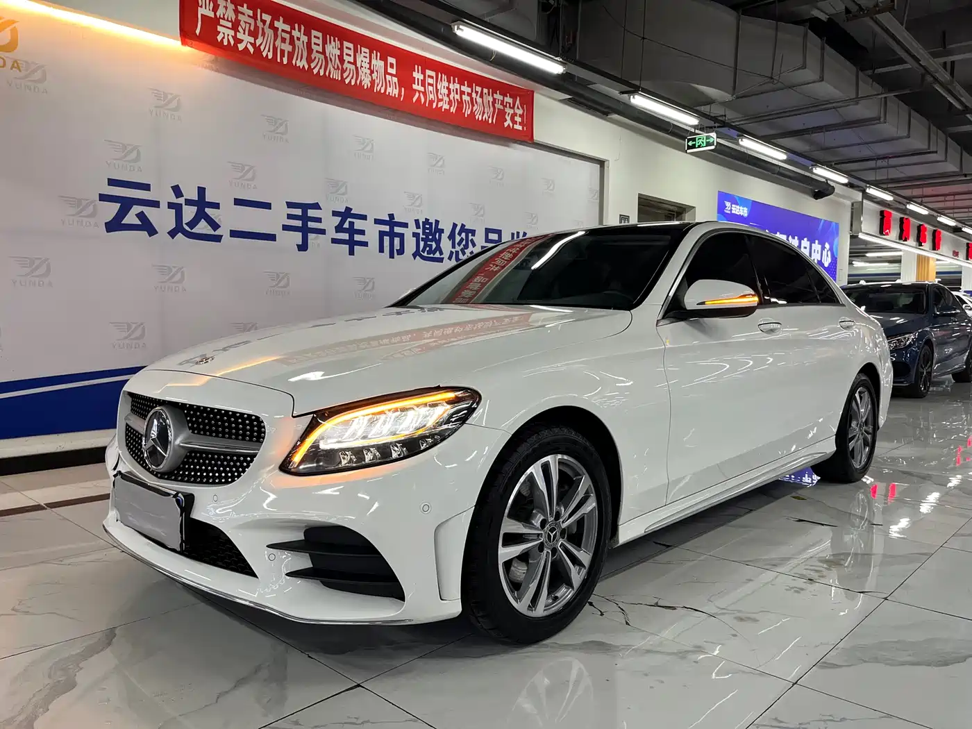 Mercedes-Benz C-Class 2021 C 200 L Fashion Sport Edition фото 2