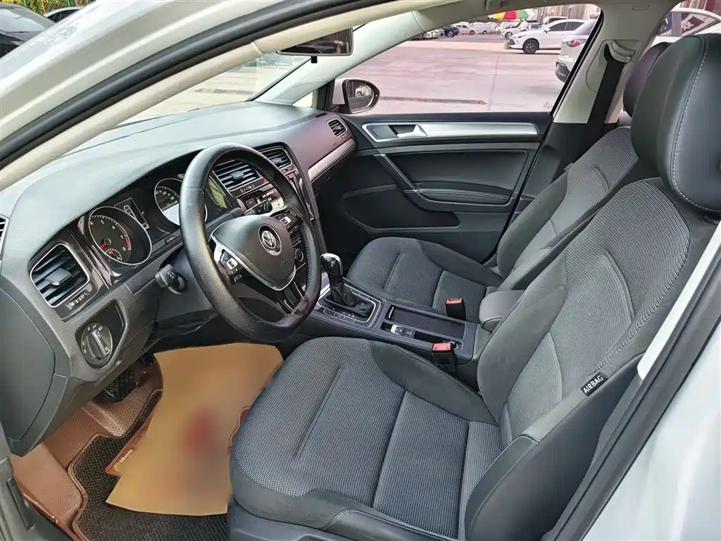 Volkswagen Golf 2019 280TSI DSG Comfort China VI фото 10