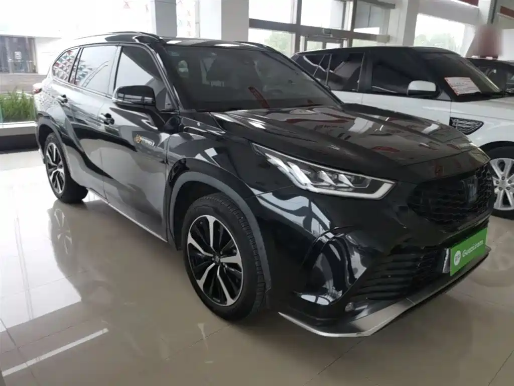 Toyota Crown Kluger 2021 2.5L HEV 4WD Luxury фото 4