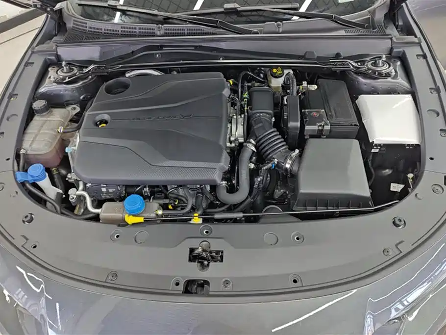CHANGAN UNI-V