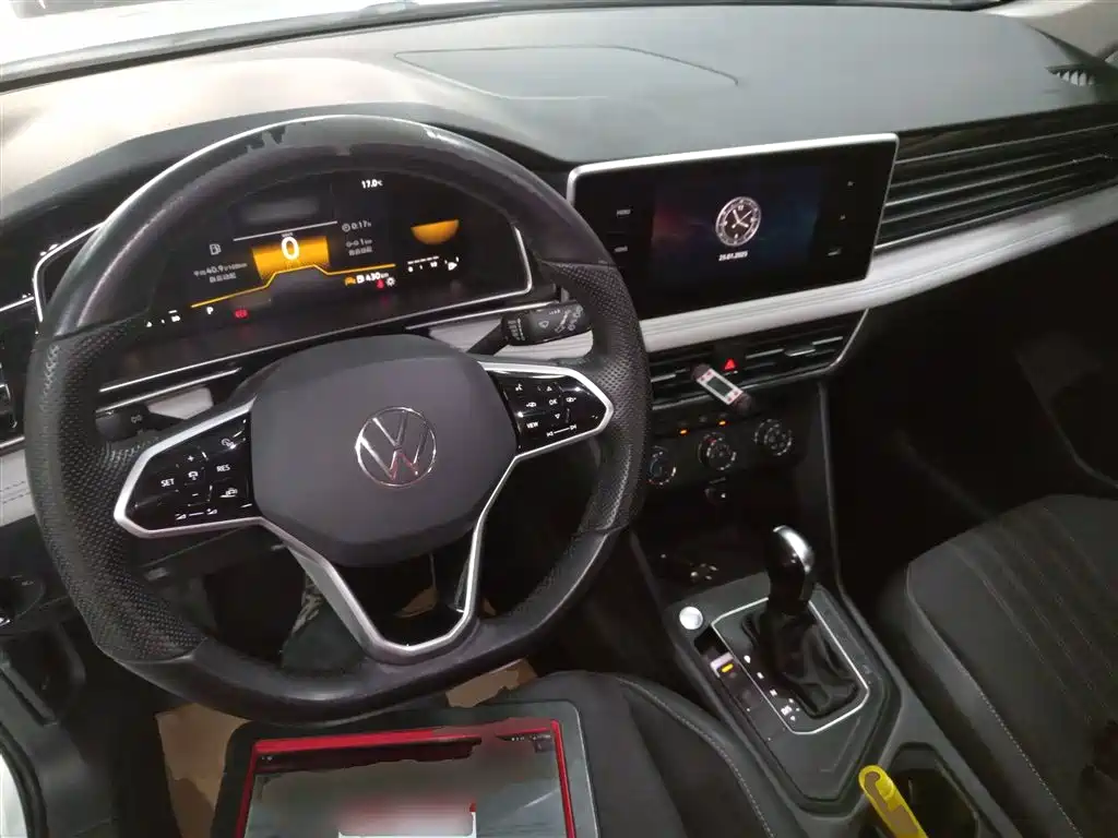 Volkswagen Tiguan L 2023 330TSI Auto 2WD Comfort Edition фото 7