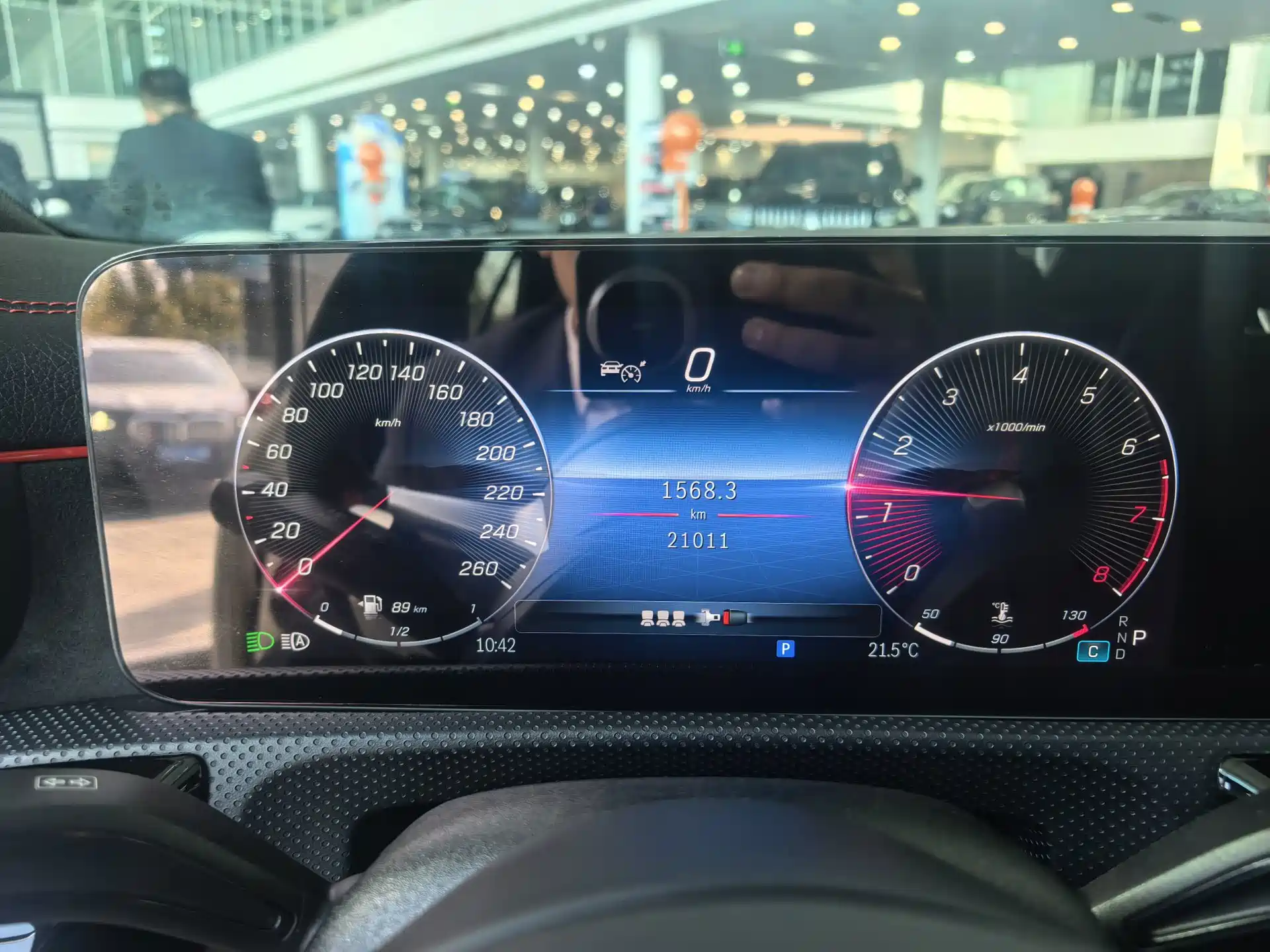Photo 11 - Mercedes-Benz CLA (Import)