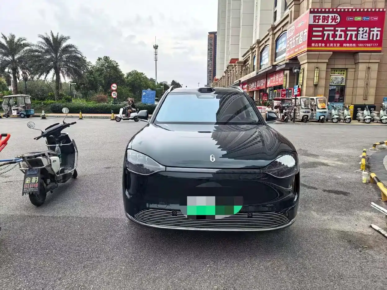 AITO Wenjie AITO M9 2024 Model Pure Electric Ultra Edition 100kWh 5-Seater фото 3