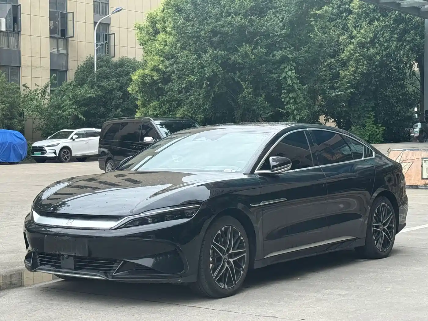 BYD Han 2025 Model EV 605KM Premium Version