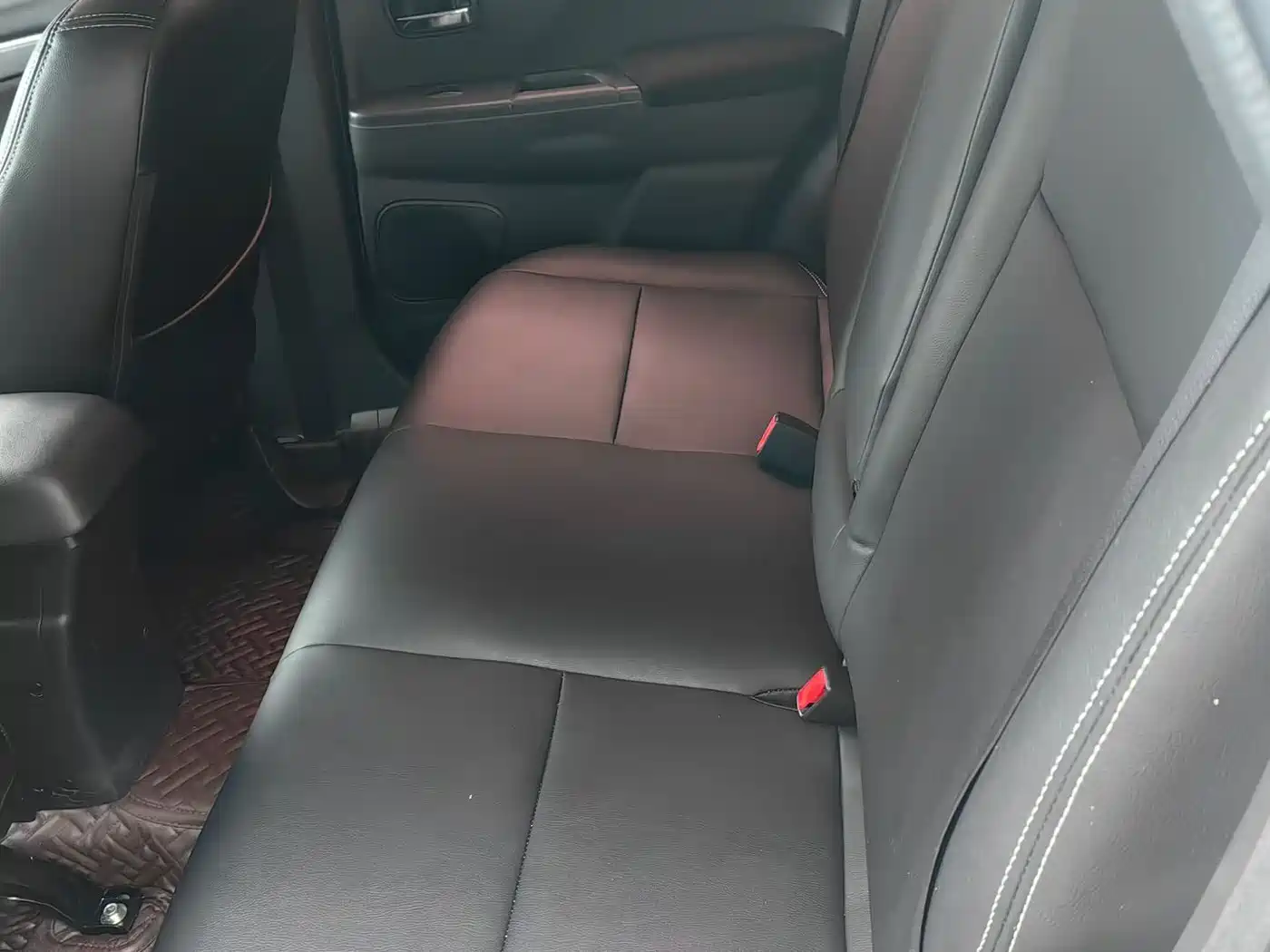 Mitsubishi ASX 2013 1.6L Manual 2WD Standard фото 8