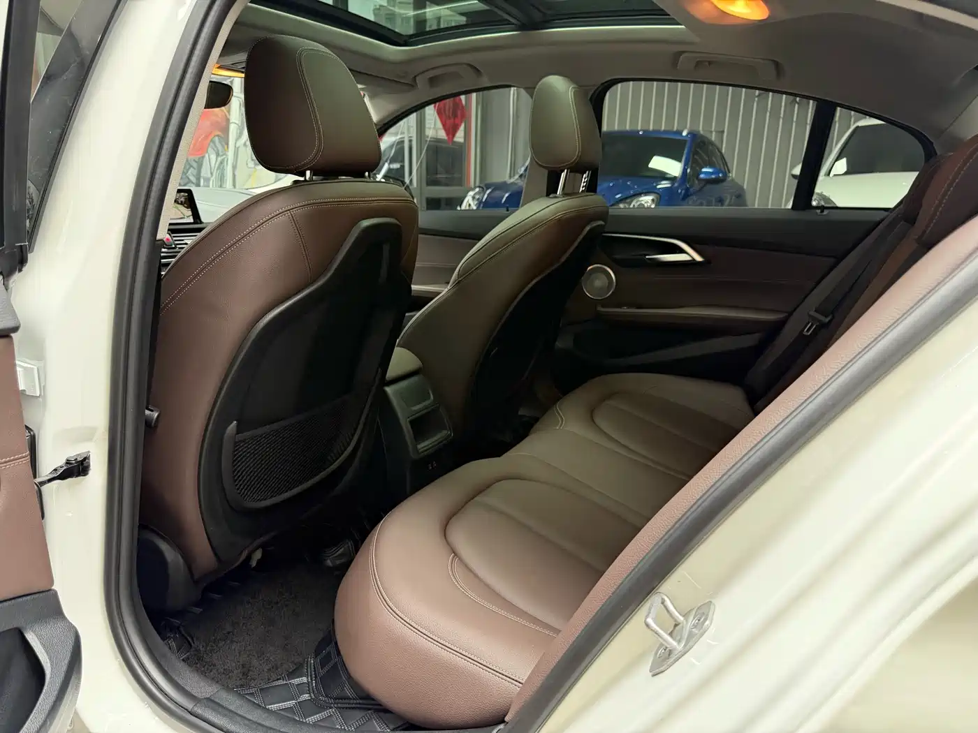 BMW 1 Series 2021 Facelift 120i M Sport Shadow Edition фото 20