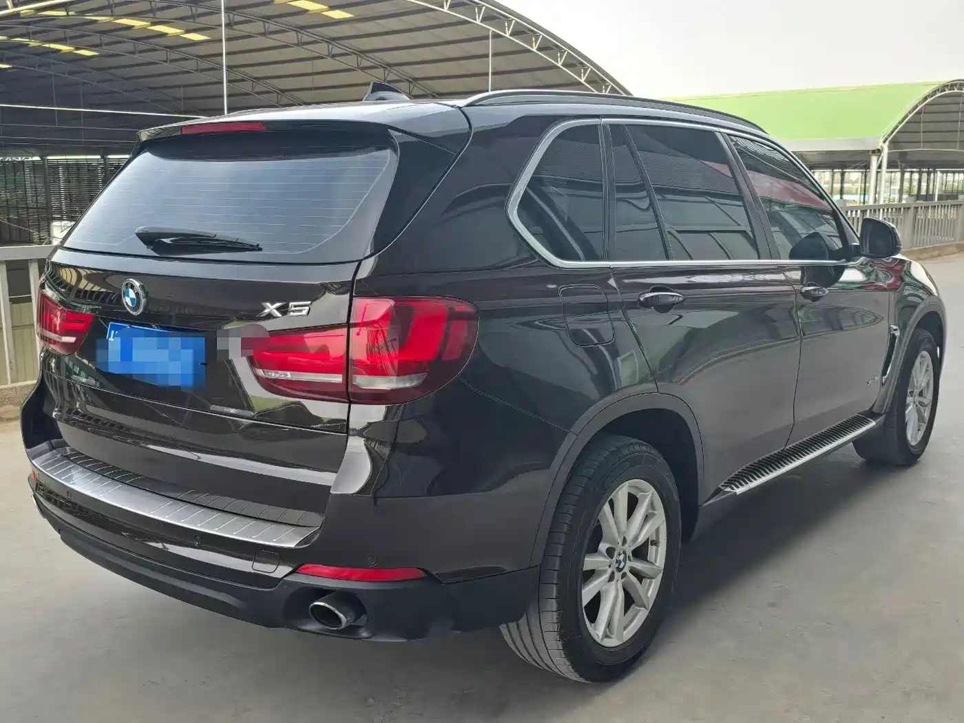 BMW X5 (Import) 2017 xDrive35i Leading Edition фото 6