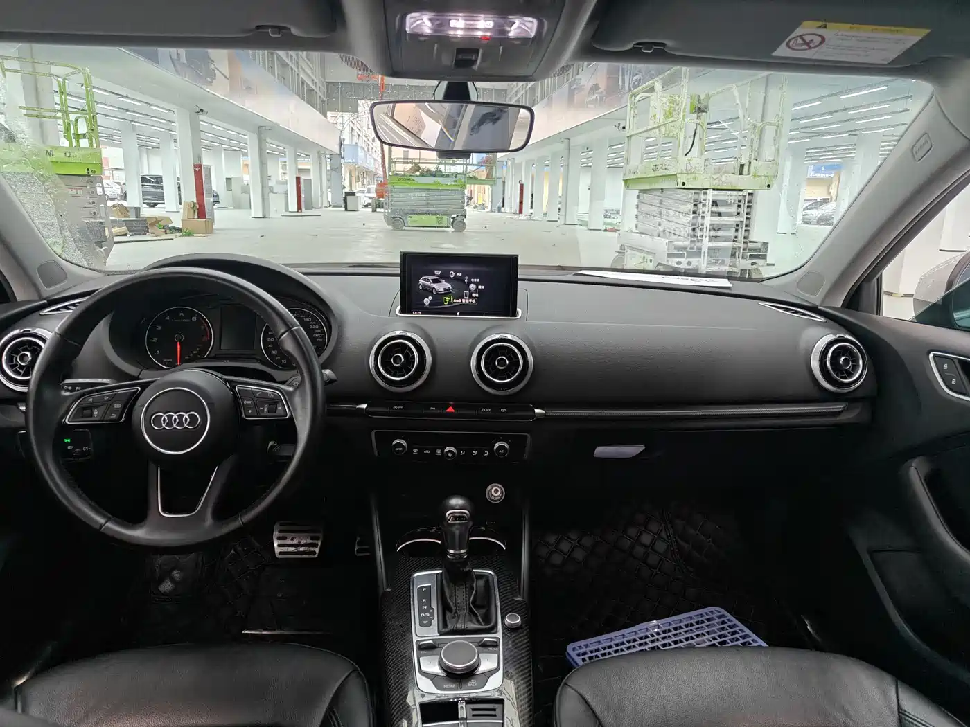 Audi A3 2018 30th Anniversary Sportback 35 TFSI Style фото 6