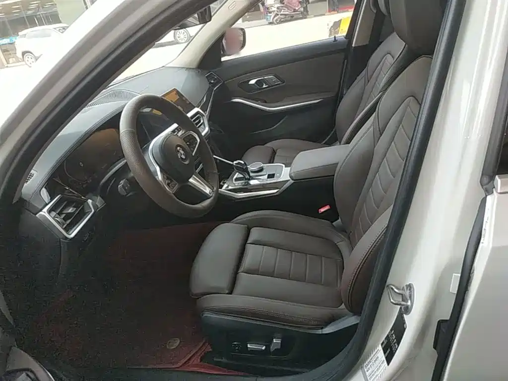BMW 3 Series 2021 325Li M Sport Package фото 15