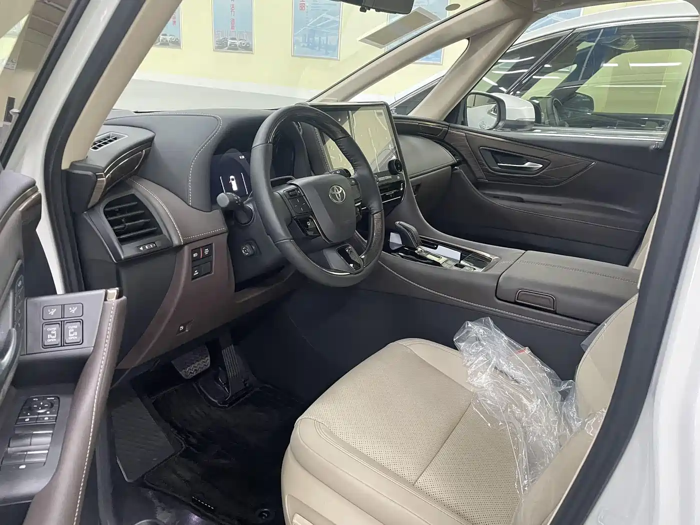 TOYOTA ELFA