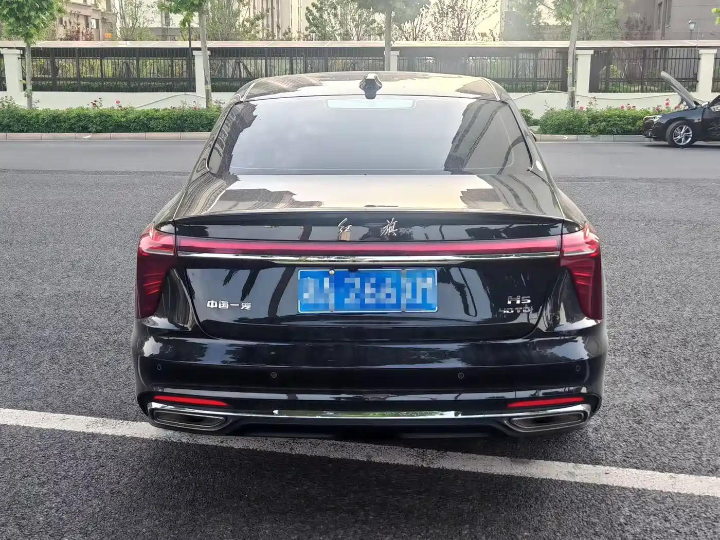 Hongqi H5 2025 2.0T Automatic Qixiang 500,000 Units Commemorative Edition фото 8