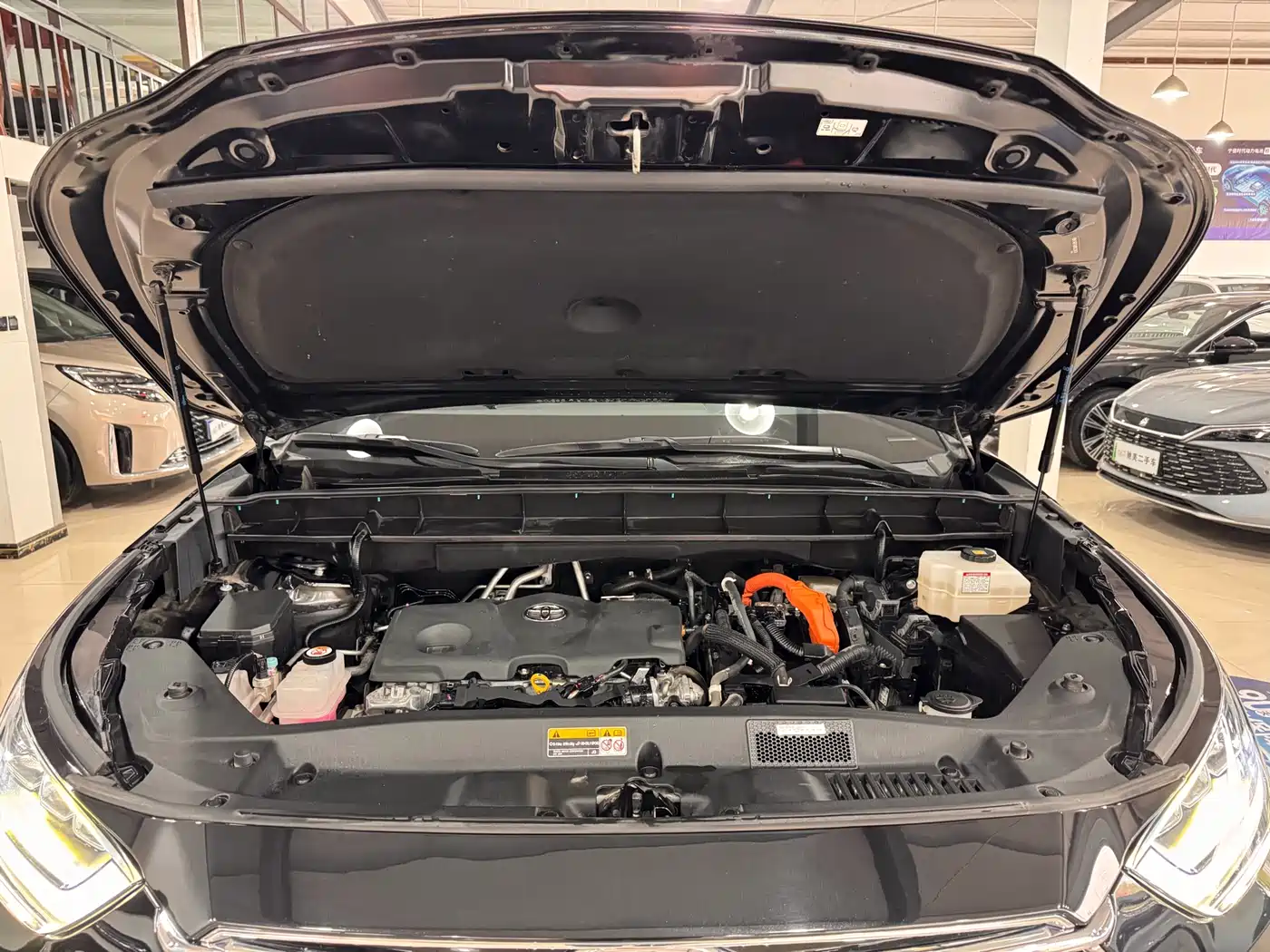 Toyota Highlander 2023 2.5L Smart Hybrid Dual Engine AWD Ultimate 7-Seater фото 23