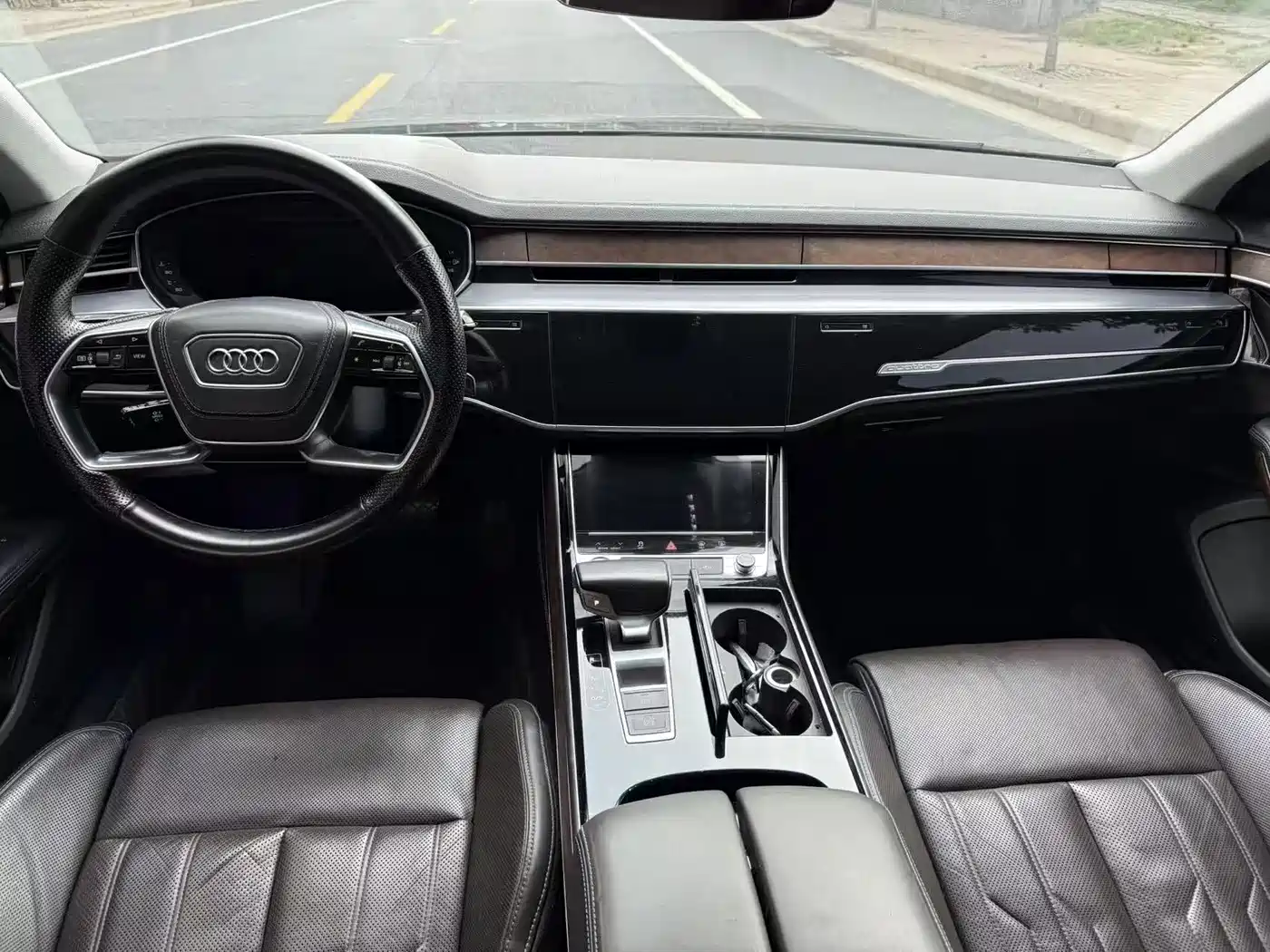 Audi A8 2018 A8L 55 TFSI quattro Luxury фото 8