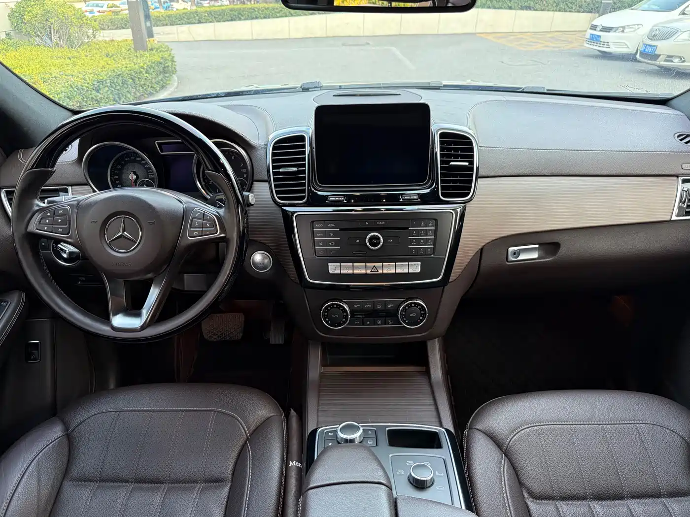 Mercedes-Benz GLE 2018 GLE 320 4MATIC Dynamic Ultimate Edition фото 11