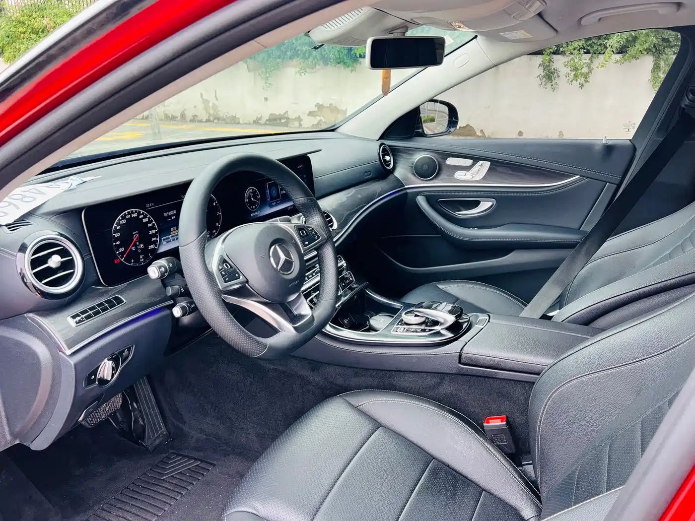 Mercedes-Benz E-Class 2016 E 300 L Sport Fashion Type фото 5