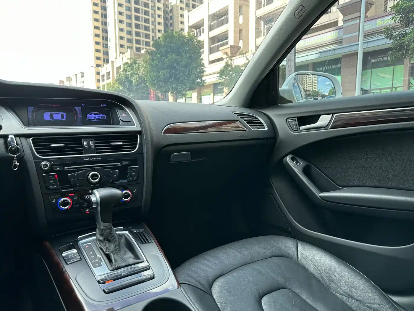 Audi A4L 2016 35 TFSI Automatic Comfort фото 21