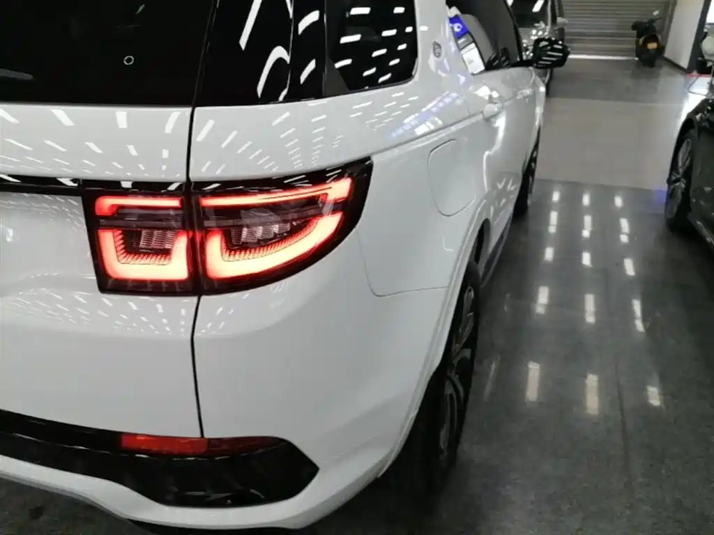 Land Rover Discovery Sport 2024 Performance Technology Edition фото 24