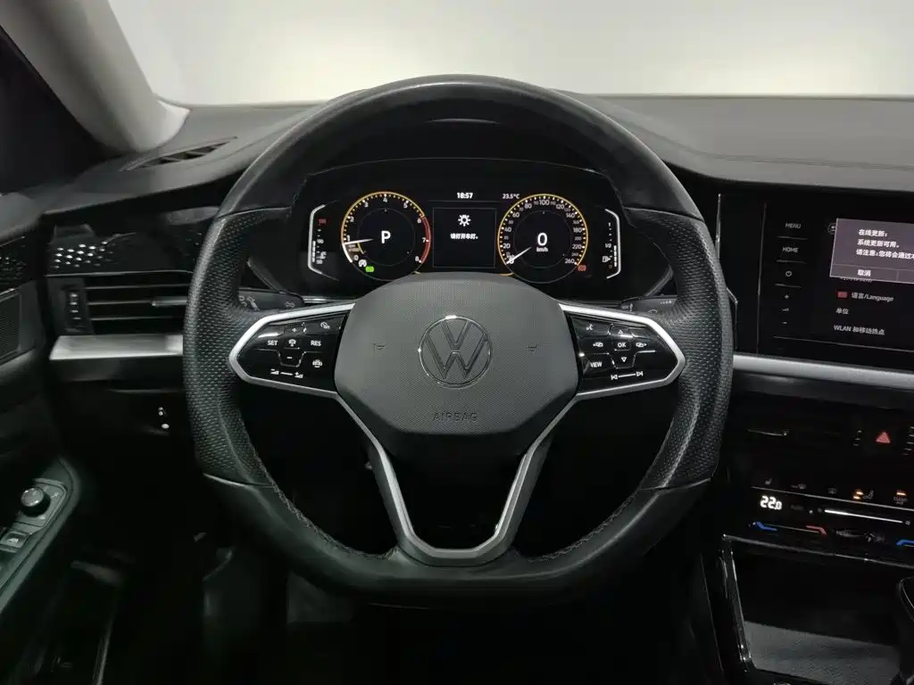 Фото 11 - Volkswagen Passat