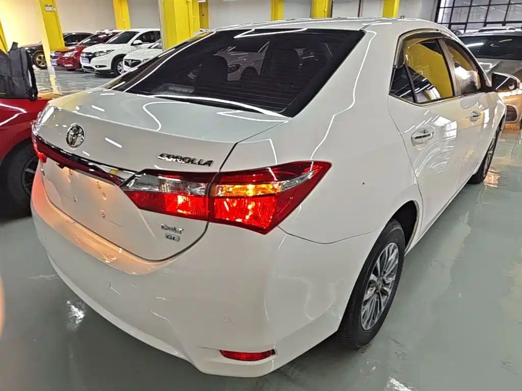 Toyota Corolla 2018 1.2T S-CVT GL Smart Edition фото 7