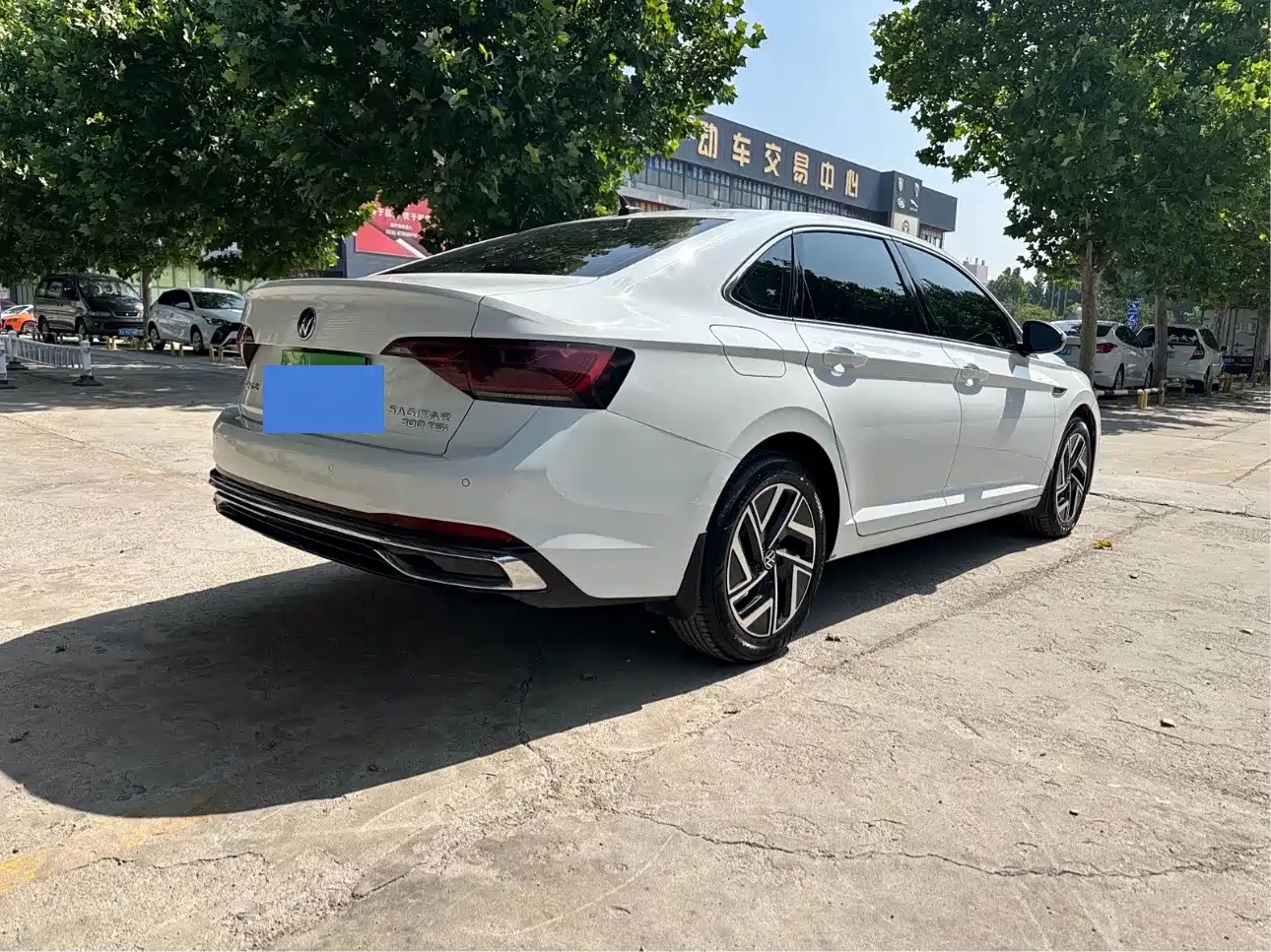 Volkswagen Sagitar 2023 300TSI DSG Surpassing Edition фото 4