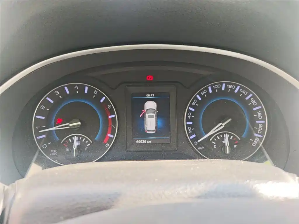 Фото 7 - Haval H2