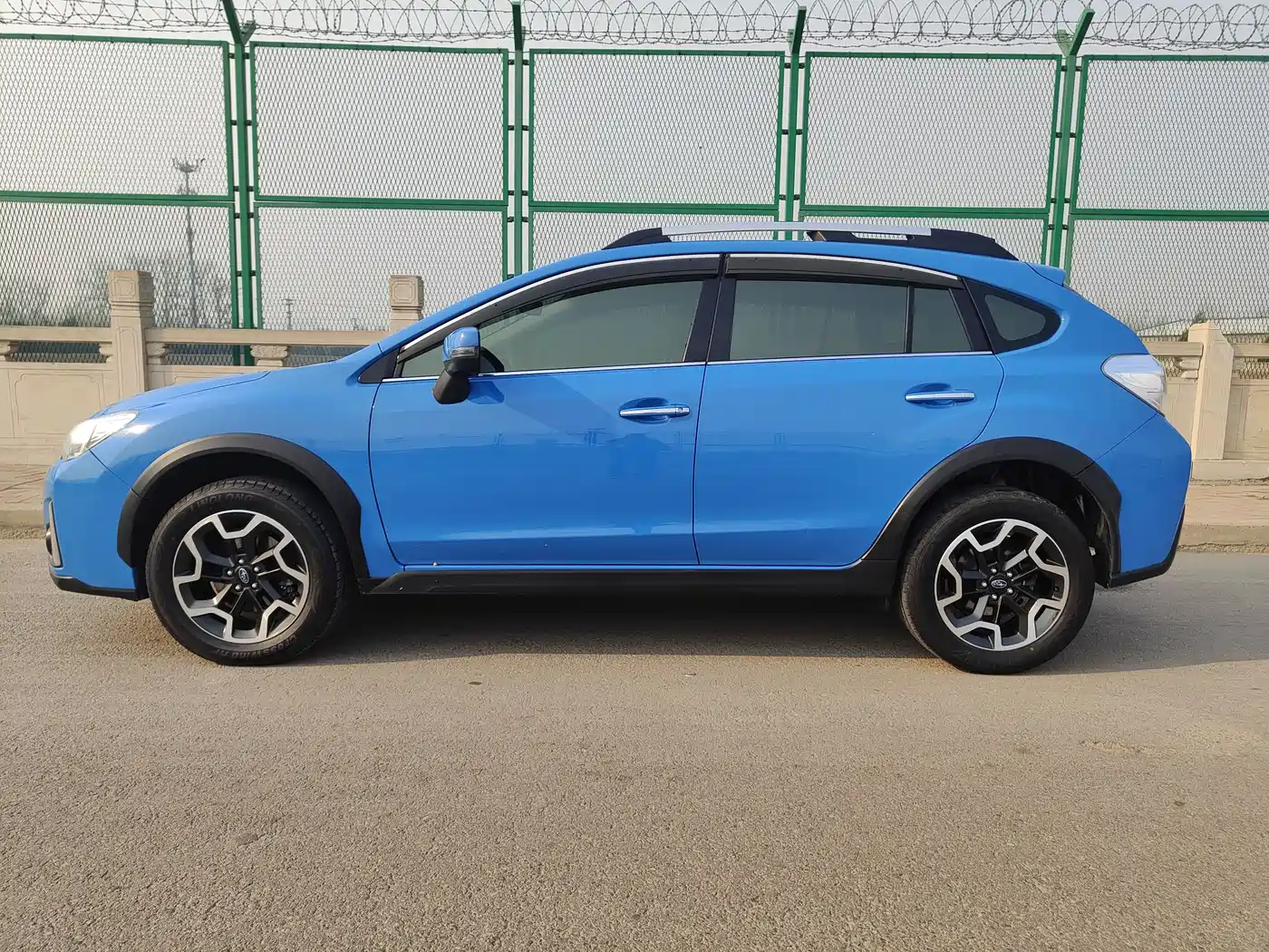 Subaru XV 2016 Model 2.0i Progressive Edition фото 4