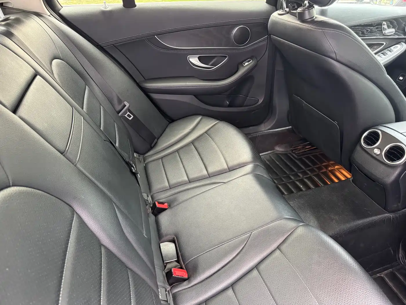 Mercedes-Benz C-Class 2015 C 180 L Sport фото 9
