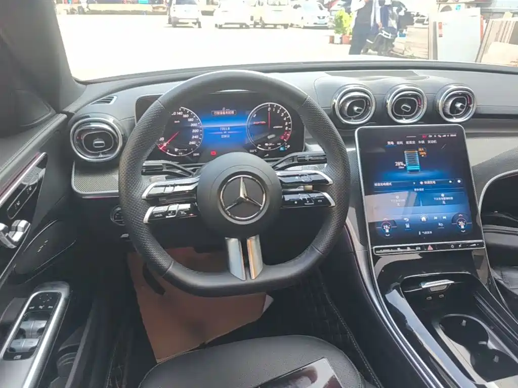 Mercedes-Benz C-Class New Energy 2024 Second Facelift C 350 eL фото 11