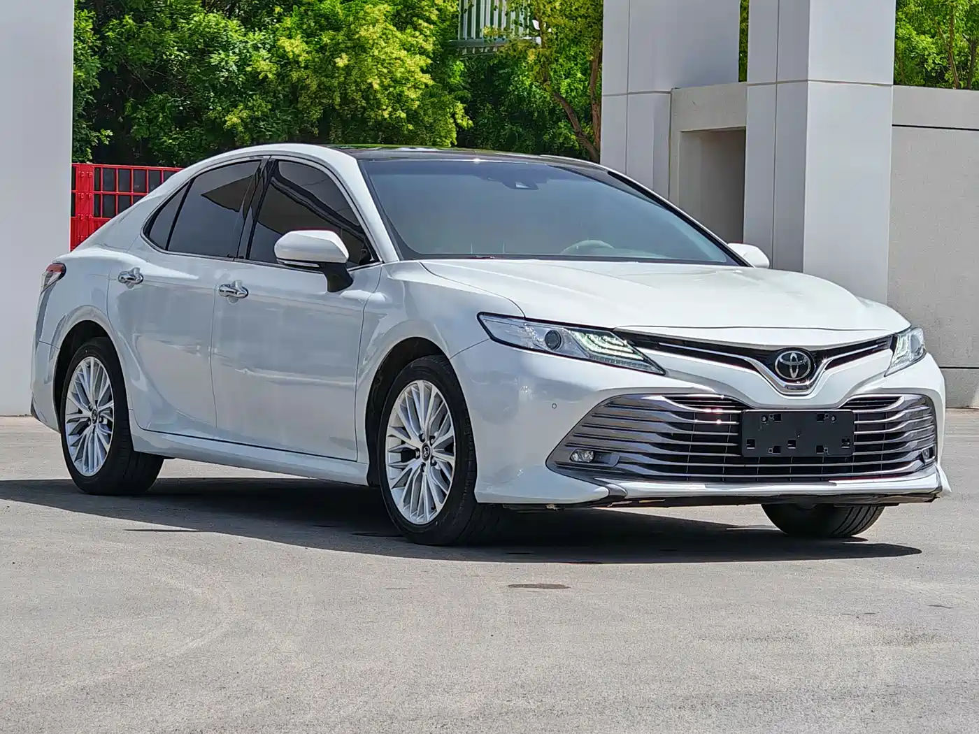 Toyota Camry 2021 2.5G Luxury Edition фото 3
