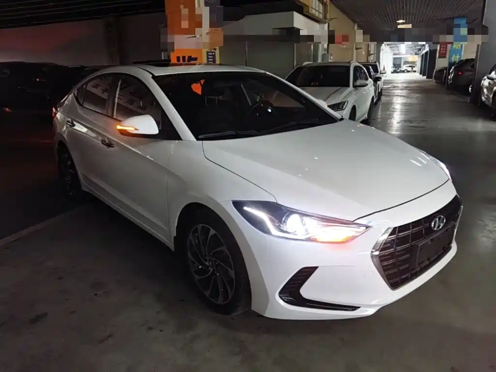 Hyundai Elantra 2020 1.4T DCT Dynamic·Vitality фото 4
