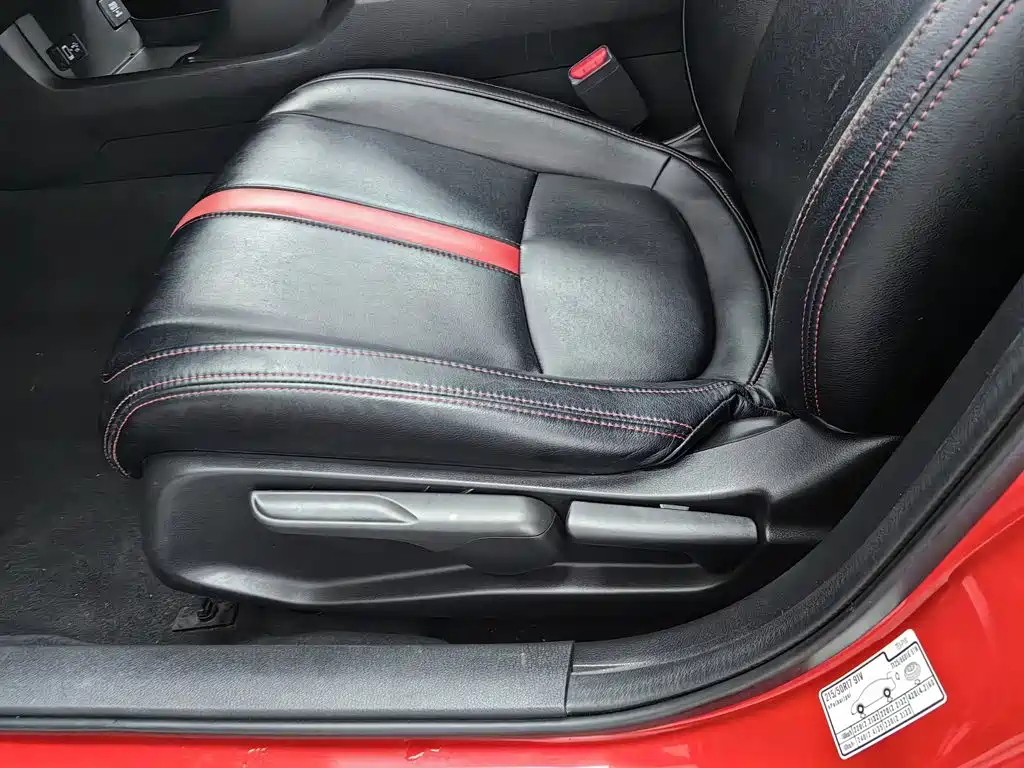 Photo 20 - Honda Civic