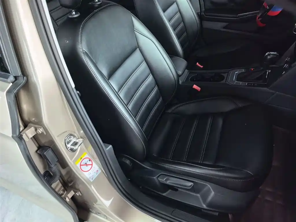 Volkswagen Lamando 2017 230TSI DSG Trend Edition фото 25