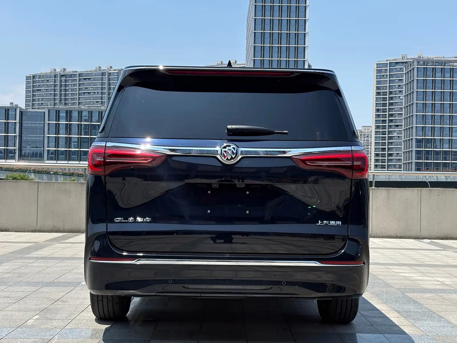 Фото 9 - Buick GL8