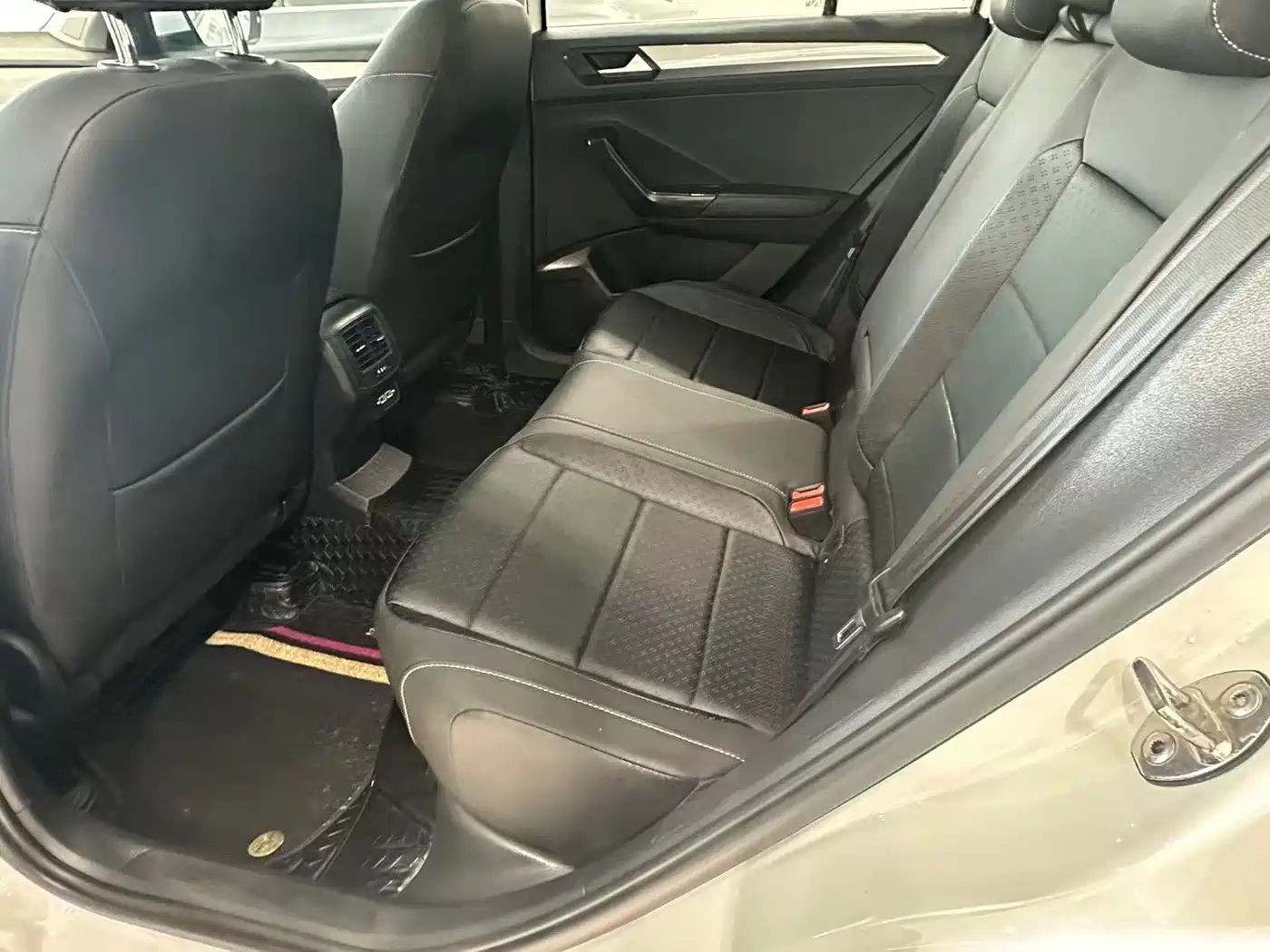 Volkswagen T-ROC 2022 280TSI DSG 2WD Comfort PLUS фото 9