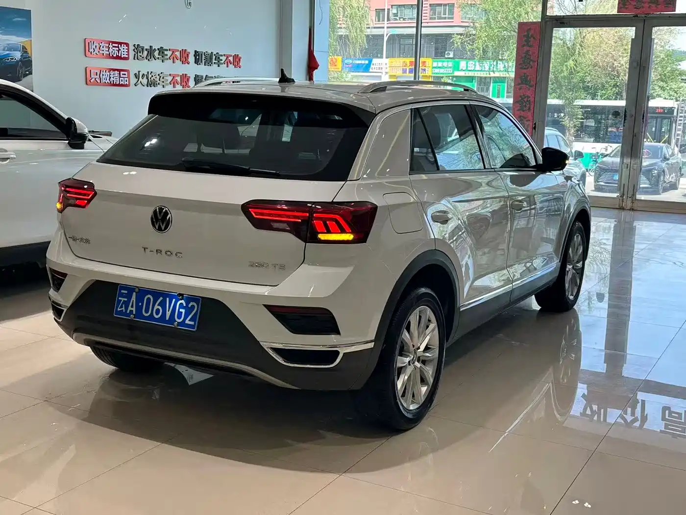 Volkswagen T-ROC 2022 280TSI DSG 2WD Comfort PLUS фото 6