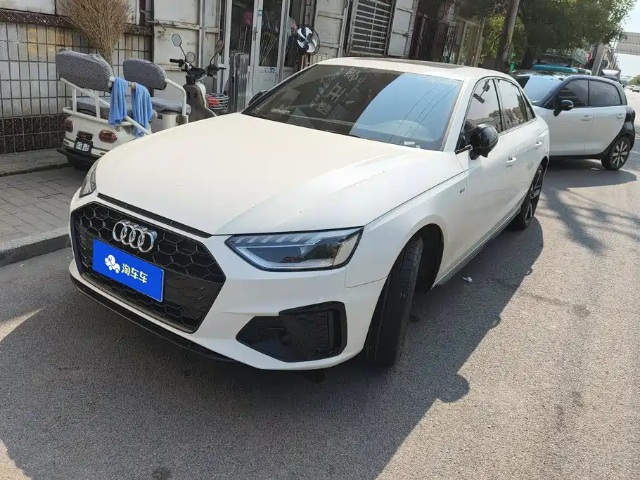 Audi A4L 2025 2024 40 TFSI Luxury Dynamic