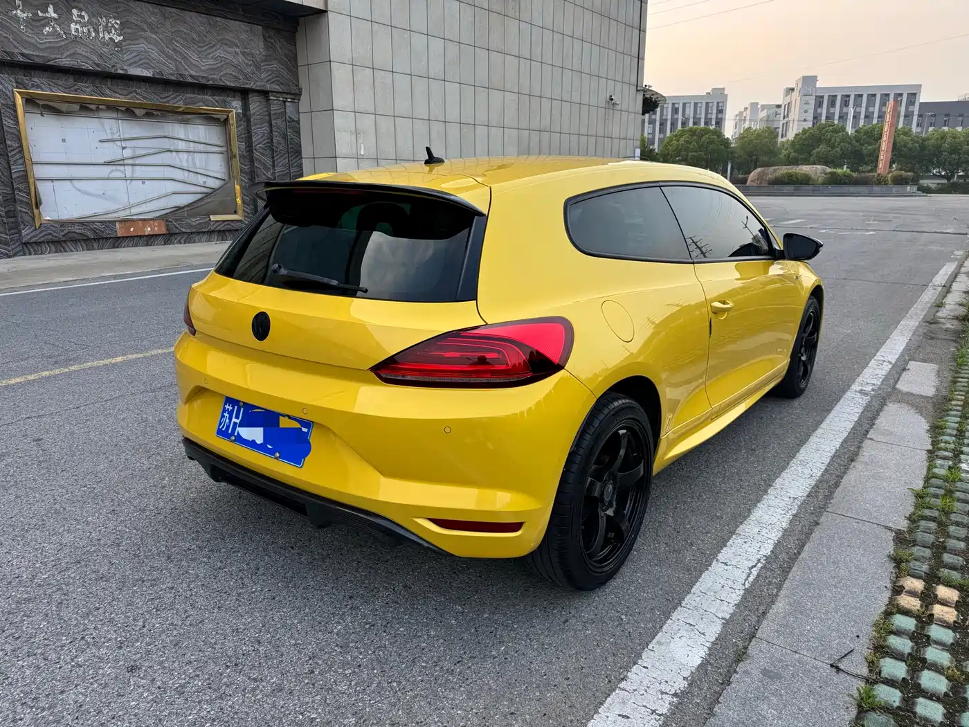 Volkswagen Scirocco 2016 1.4TSI Club Edition фото 7