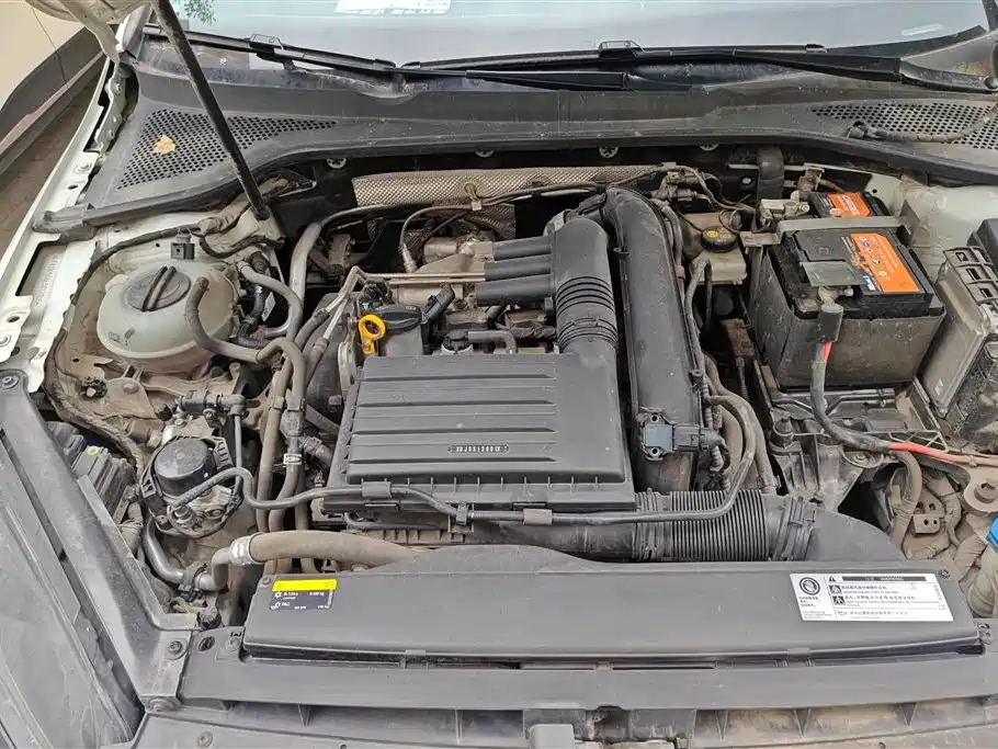 Volkswagen Golf 2020 Beloved Edition 280TSI DSG Comfort фото 10