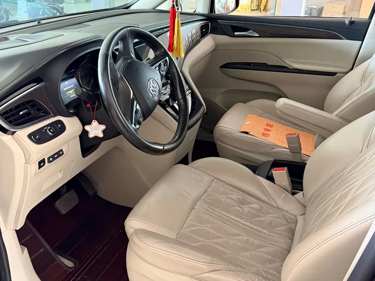 Фото 7 - Buick GL8