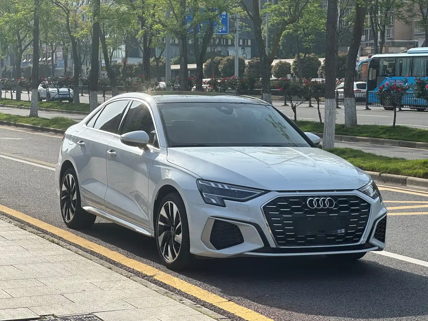 Audi A3 2023 Facelift A3L Limousine 35 TFSI Fashion Sport фото 3