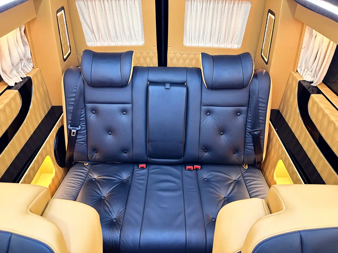 Ford Transit 2020 2.0T Gasoline Multi-purpose Commercial Vehicle Medium Wheelbase Low Roof Dual Swing Doors China V фото 23